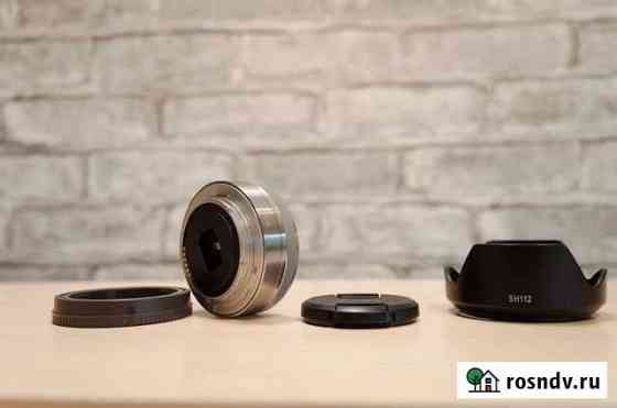 Объектив Sony SEL 16F28 с блендой Новосибирск
