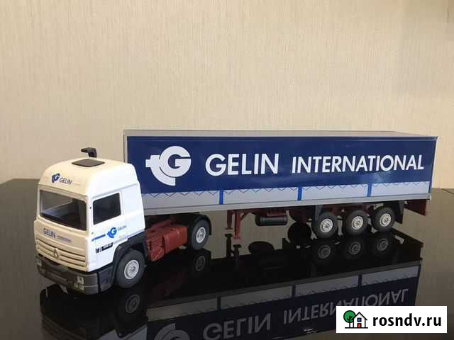 Модель грузовика Renault R 350 1/43 Химки - изображение 1