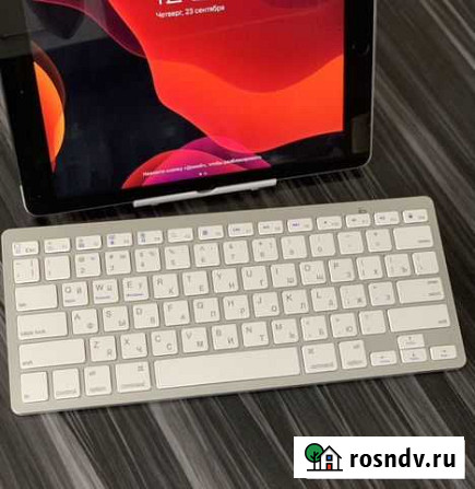 Беспроводная клавиатура для планшета/телефона Омск - изображение 1