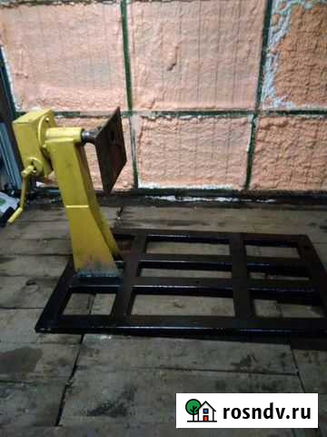 Стенд - опрокидыватель для ремонта двигателей Мга - изображение 1