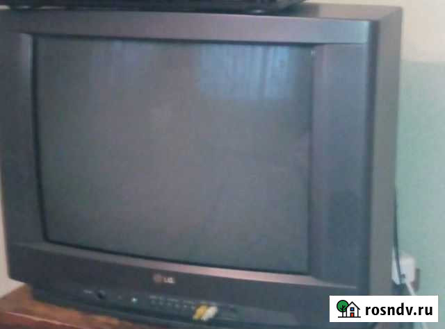 Продается телевизор LG, диагональ 52 см Волгоград - изображение 1