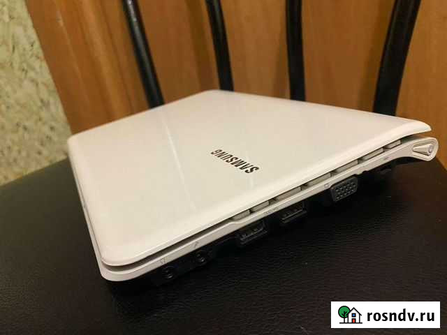 Нетбук Samsung 4 ядра 320 памяти отс Бийск - изображение 1