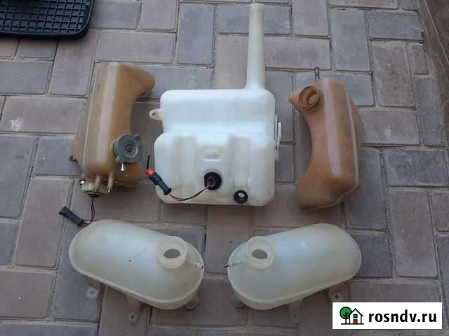 Бачки охлаждения,омывателя форд сиерра Евпатория - изображение 1