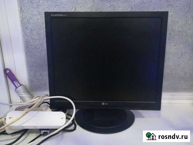Монитор LG 19 Вольск - изображение 1