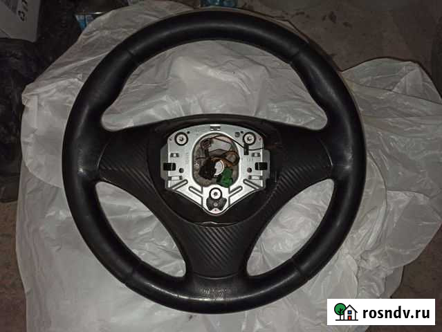 Спорт руль на бмв е90, 91(без кнопок) Нововоронеж - изображение 1