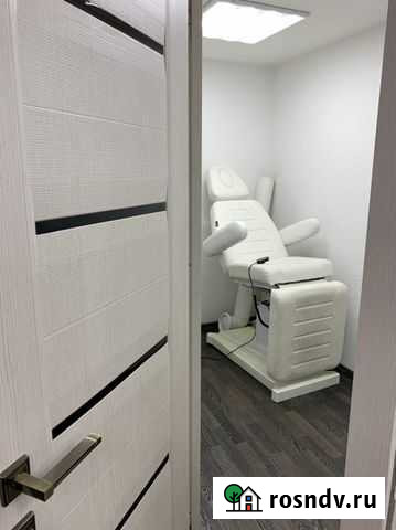 Сдам в аренду кабинет в парикмахерской Новосибирск - изображение 1