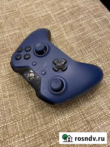 Геймпад Xbox One + аккумулятор оригинал Кировск - изображение 1