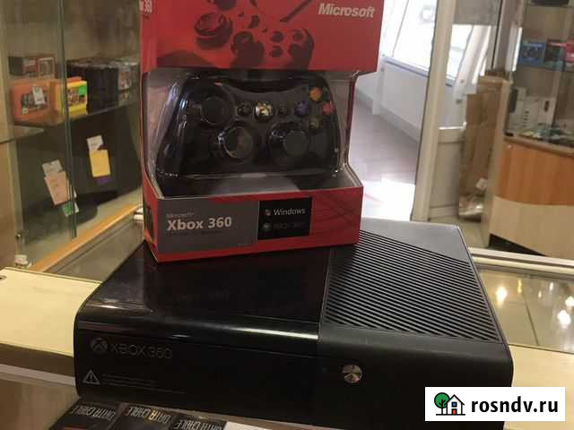 Xbox 360 E 250гб+1джой+101 игра Петропавловск-Камчатский - изображение 1