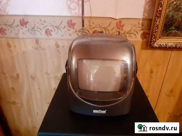 Телевизор-радиоприемник Brown King Саратов - изображение 1