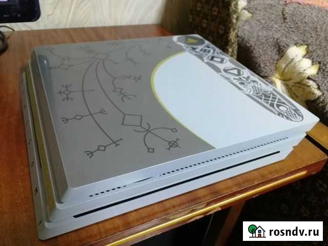 Sony ps4 pro 1tb Каменск-Шахтинский - изображение 1