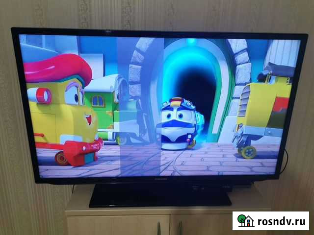 Телевизор samsung smart tv 108 см Невьянск - изображение 1