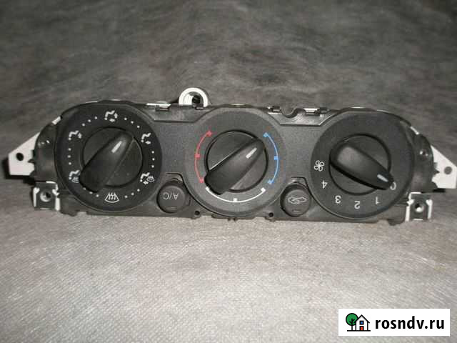 Блок перекл. системы отопления на Форд Фокус-2 Бийск - изображение 1