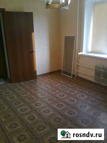 Комната 18 м² в 8-ком. кв., 6/9 эт. на продажу в Балаково Балаково - изображение 1