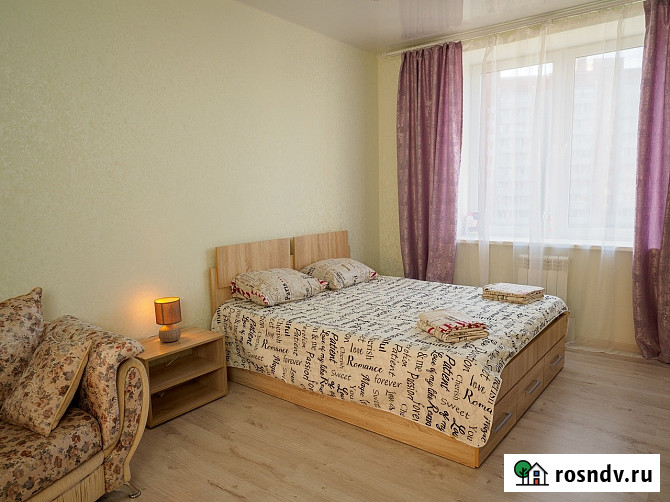 1-комнатная квартира, 42 м², 2/10 эт. в аренду посуточно в Смоленске Смоленск - изображение 1