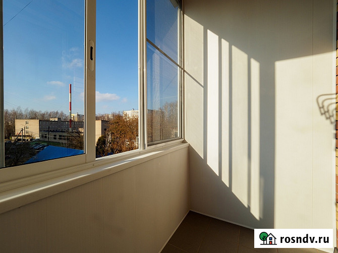 1-комнатная квартира, 42 м², 2/10 эт. в аренду посуточно в Смоленске Смоленск - изображение 2