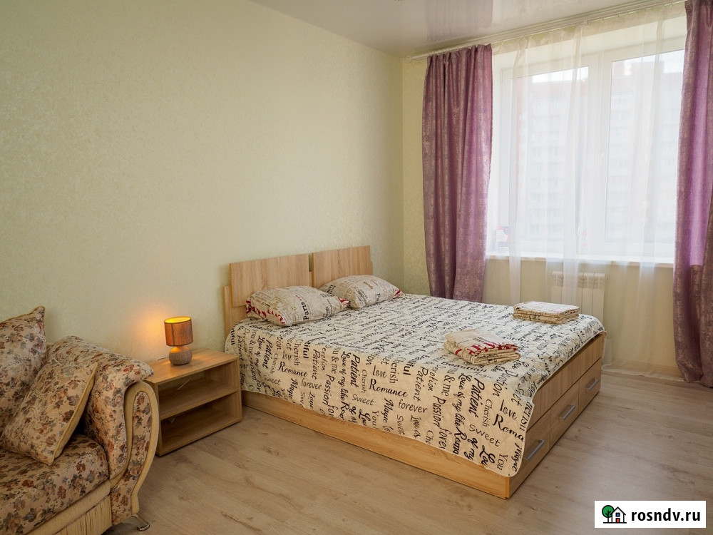 1-комнатная квартира, 42 м², 2/10 эт. в аренду посуточно в Смоленске Смоленск - изображение 1