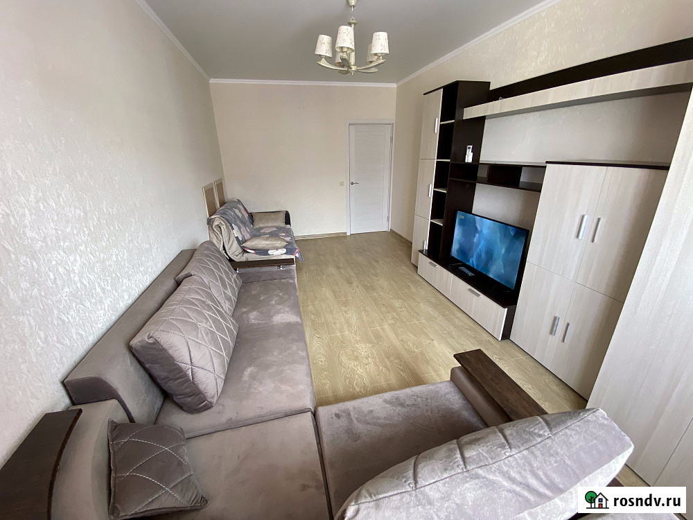 1-комнатная квартира, 45 м², 5/9 эт. в аренду посуточно в Смоленске Смоленск - изображение 1