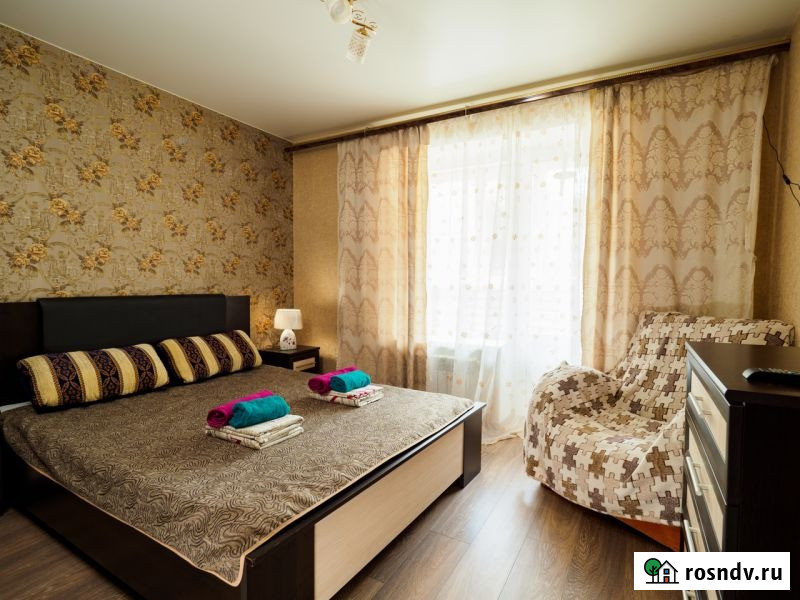 2-комнатная квартира, 65 м², 1/10 эт. в аренду посуточно в Смоленске Смоленск - изображение 1