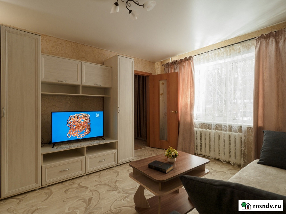 2-комнатная квартира, 45 м², 1/5 эт. в аренду посуточно в Смоленске Смоленск - изображение 2