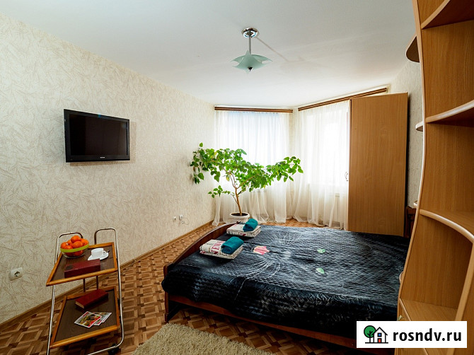 1-комнатная квартира, 42 м², 2/10 эт. в аренду посуточно в Смоленске Смоленск - изображение 2
