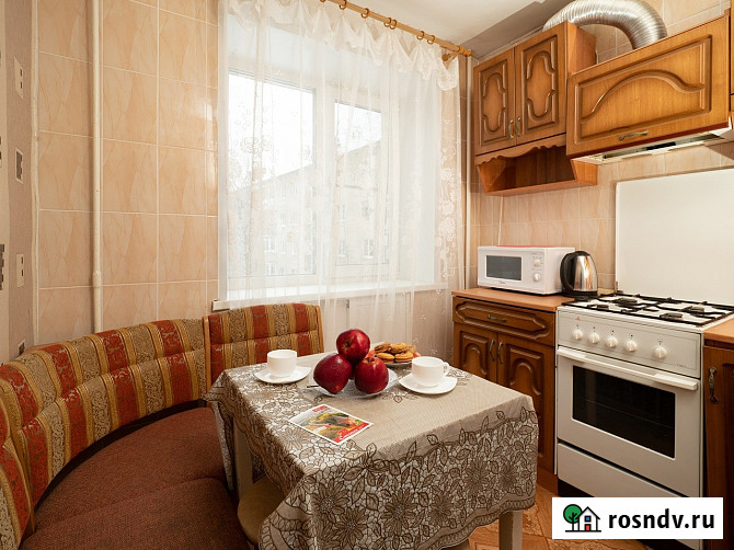 1-комнатная квартира, 32 м², 3/5 эт. в аренду посуточно в Смоленске Смоленск - изображение 2