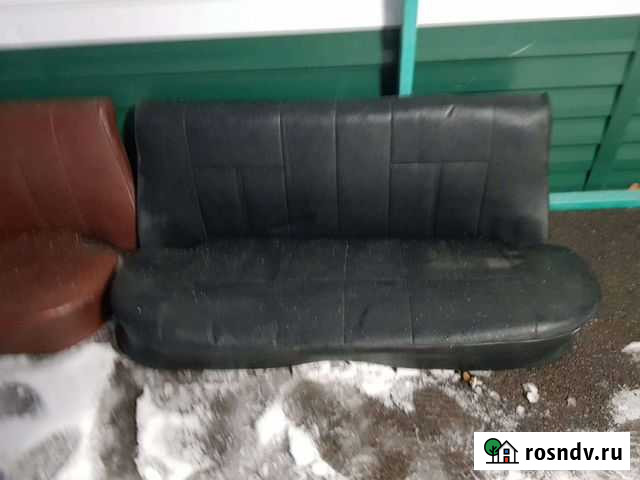 Сиденья задние кожа ваз 2106(2101) коричневые/черн Альметьевск - изображение 1