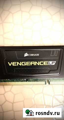 Corsair vengeance lp ddr3 1600 Щербинка - изображение 1