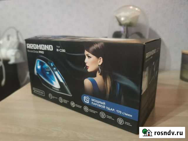 Утюг Redmond BoostGlide PRO Кемерово - изображение 1