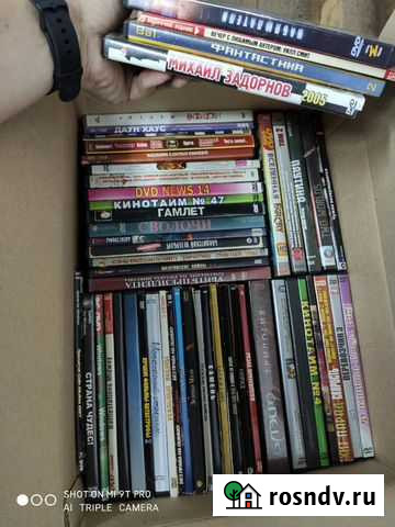 Двд диски две коробки за 1000 Копейск - изображение 1