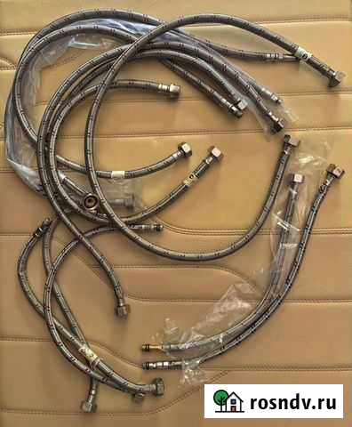 Гибкая подводка для воды, длина от 40 до 80 см Ковров - изображение 1