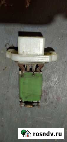 Блок резисторов на печку Форд Фиеста 6 Алексеевка - изображение 1