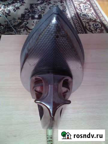 Утюги 2 шт. в рабочем состоянии б/у. цена за один Ярославль - изображение 1