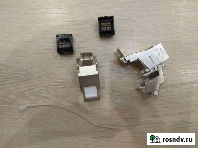 Розеточный Модуль Molex KSJ-00079 RJ45 кат. 6A STP Московский - изображение 1