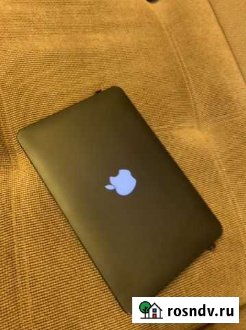 Apple MacBook Air 11 2011 Щербинка - изображение 1