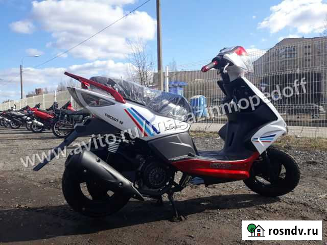 Скутер Jog 150/50 + шлем Санкт-Петербург - изображение 1