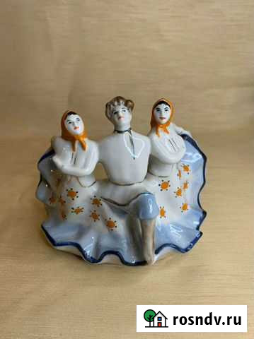 Фарфоровая статуэтка Уральский перепляс Серпухов - изображение 1