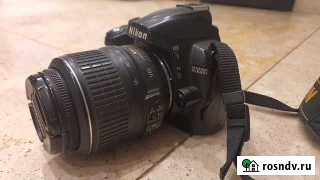 Зеркальный фотоаппарат nikon d3000 Краснодар - изображение 1