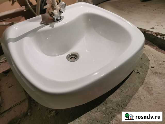 Раковина в ванную бу без смесителя Ижевск - изображение 1