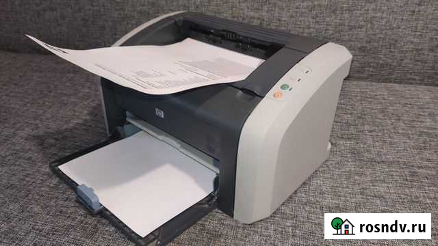 HP LaserJet 1010 легендарный принтер Красноярск - изображение 1