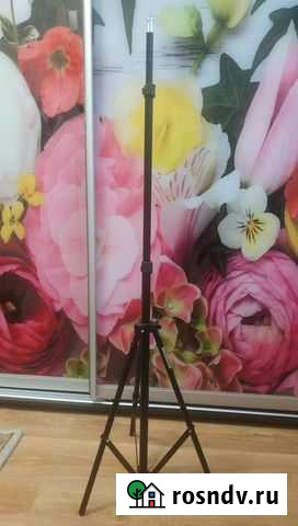 Стойка металлическая для колонок, микрофона, света Симферополь - изображение 1