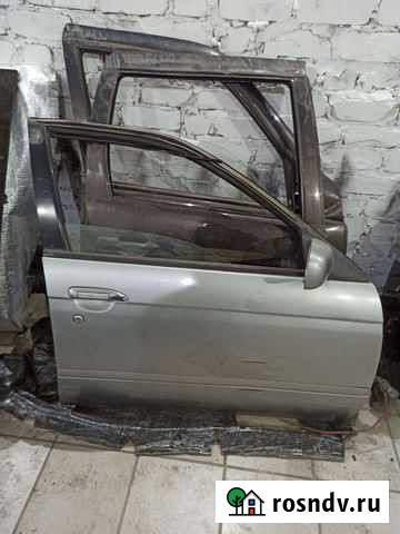 Дверь передняя правая nissan avenir w11 Железногорск - изображение 1