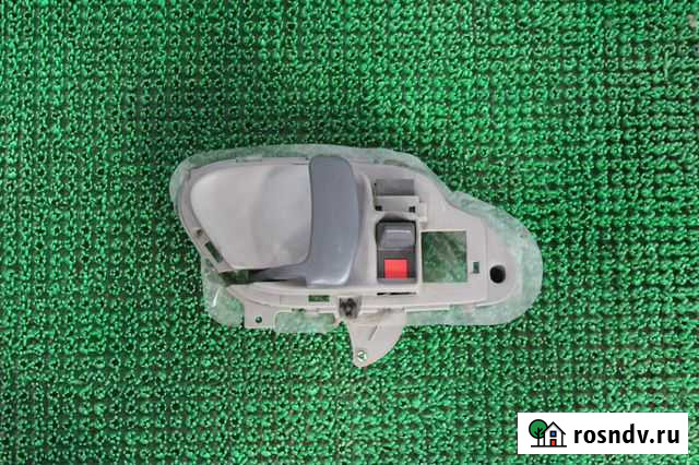 Дверная ручка левая Chevrolet Tahoe GMT400 Большой Камень - изображение 1