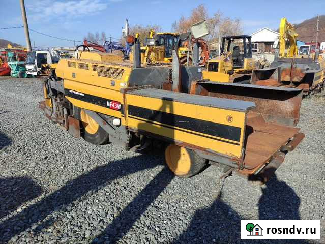 Японский асфальтоукладчик Mitsubishi MF43WD 4,3м Находка - изображение 1