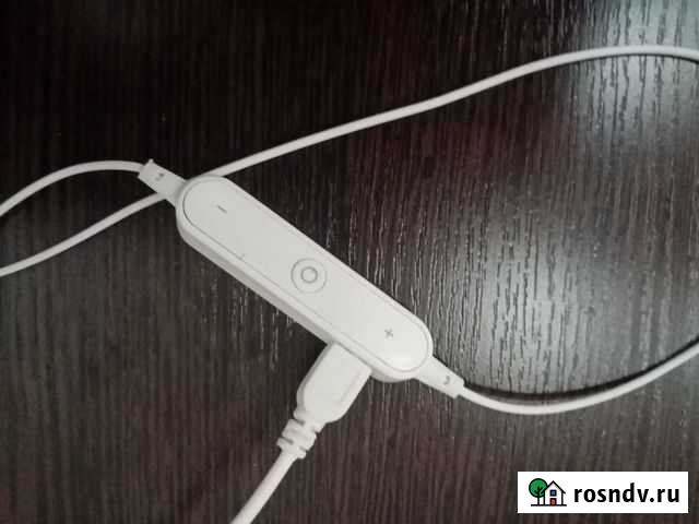 Блютуз наушники, состояние новые Боготол - изображение 1