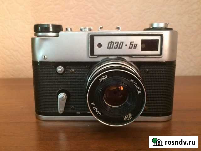 Пленочный фотоаппарат времён СССР Пермь - изображение 1