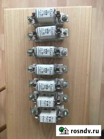 Предохранители керамические с колодками 80 А и 63 Железнодорожный - изображение 1