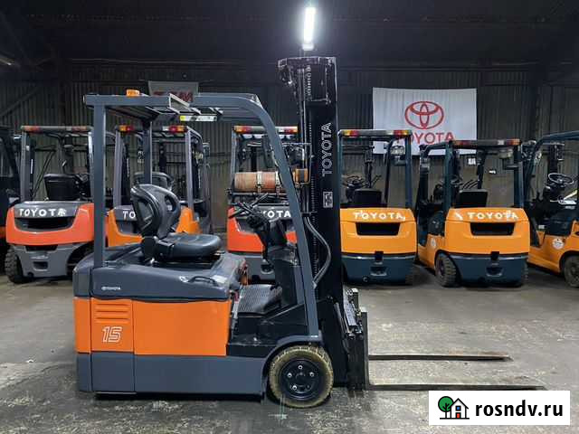 Вилочный погрузчик Toyota 7FBE15, 2011 Москва - изображение 1