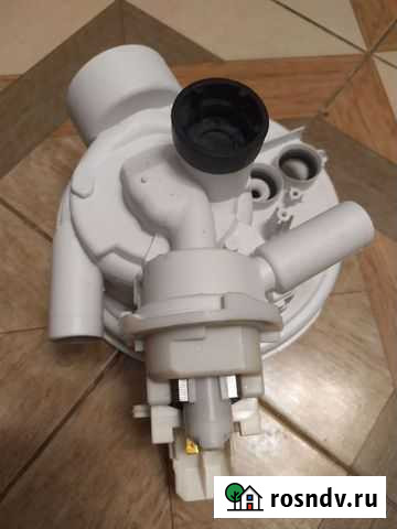 Запчасть от посудомоечной машины bosch SRV46A63 Москва - изображение 1