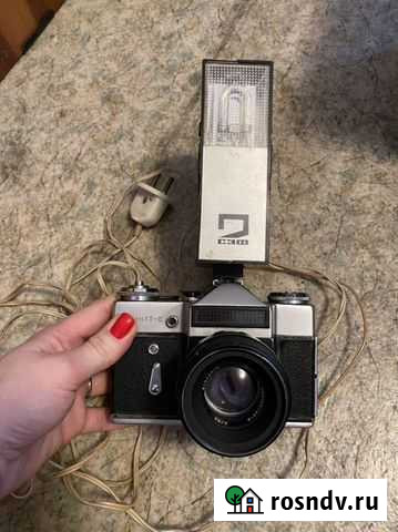 Плёночный фотоаппарат зенит со вспышкой Пермь - изображение 1