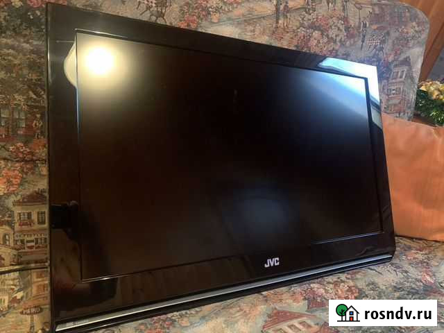 Телевизор JVC LT-32EX18 Лесной - изображение 1